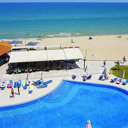 C - бийч с Obzor