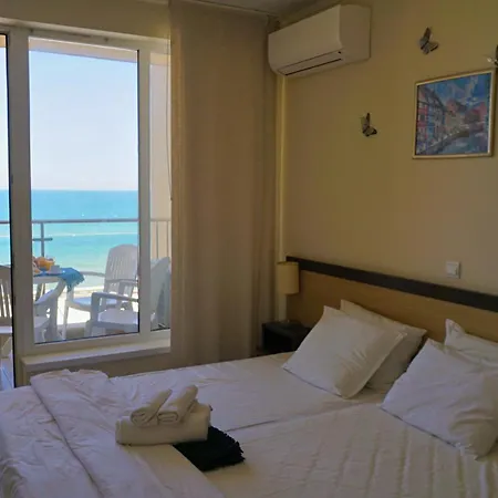 C - бийч с Apartamento Obzor