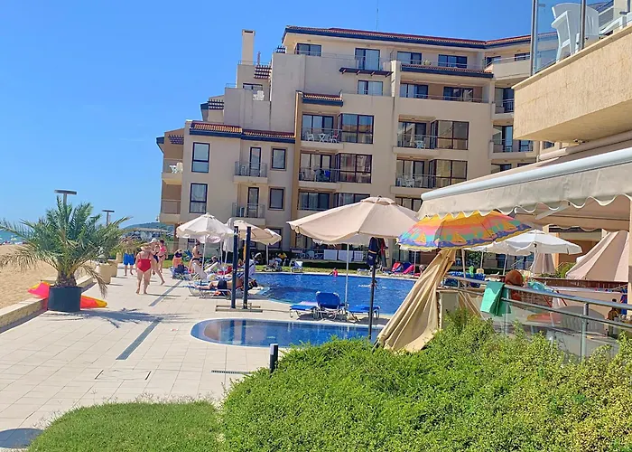 C - бийч с * オブゾー