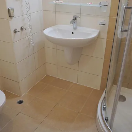 C - бийч с Apartament