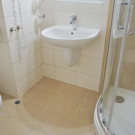 C - бийч с Apartament Obzor