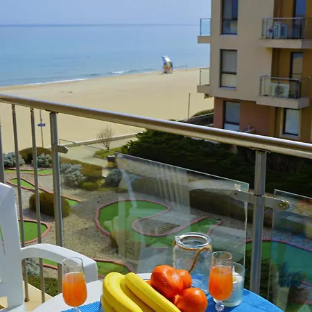 C - бийч с Obzor