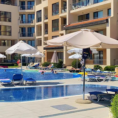 C - бийч с Appartement Obzor