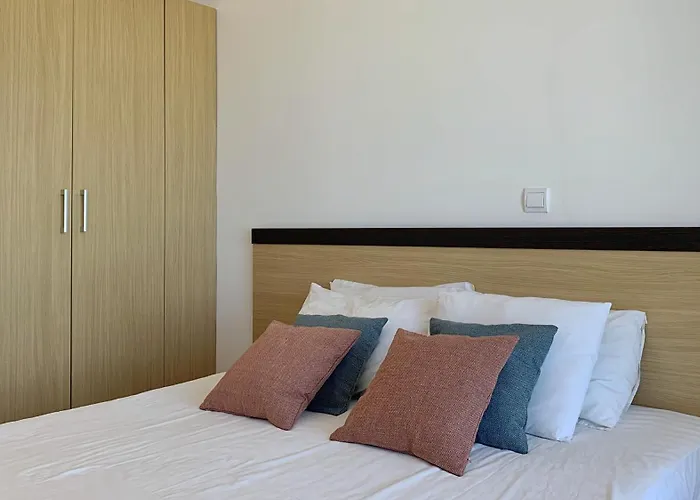 C - бийч с * Obsor