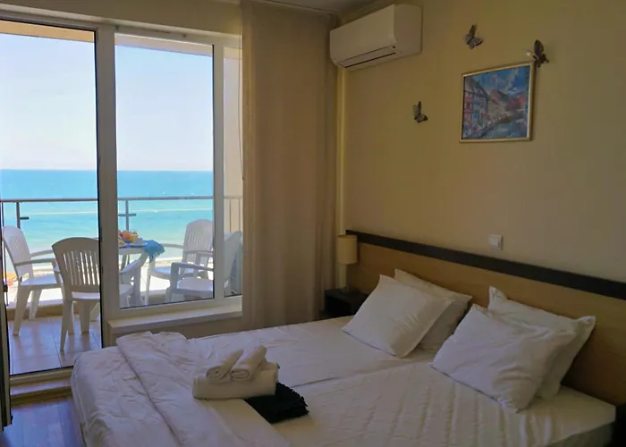 C - бийч с Appartement Obzor